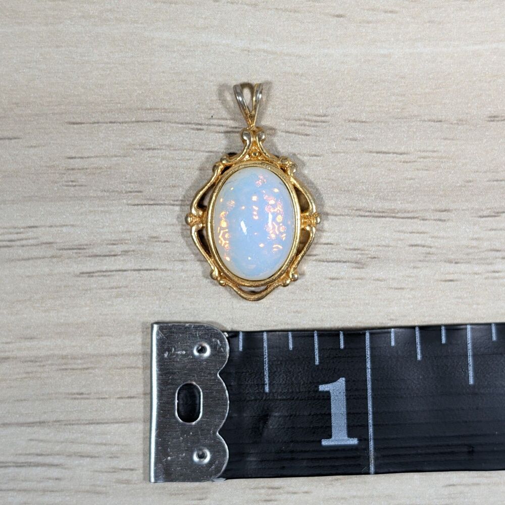 Vintage Gold Tone Opalescent Glass Opal Pendant Oval Cabochon Estate